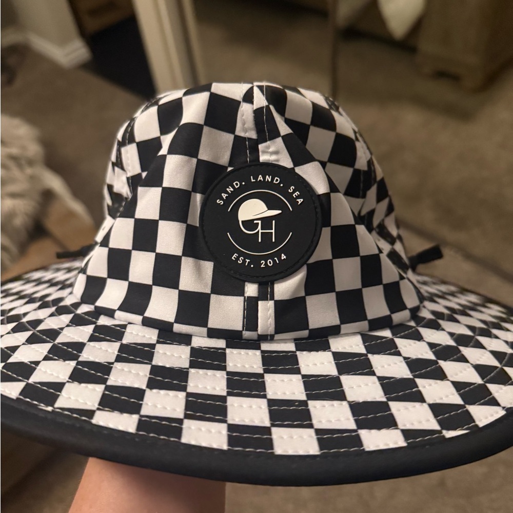 Sand Land Sea Kids Checkered Hat